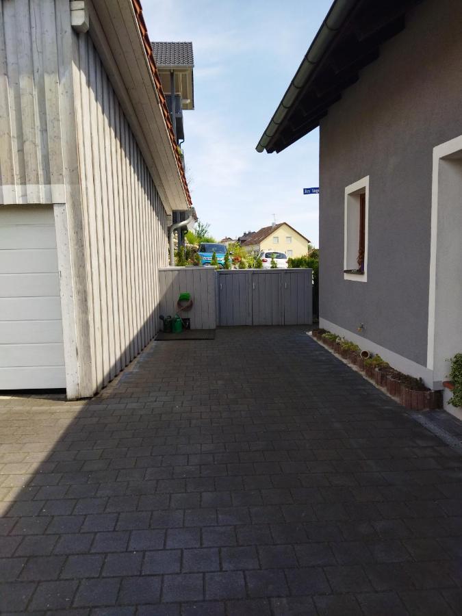 Aussergewöhnliche Atelierfereinwohnung mit Balkon an der Donau Winzer Exterior foto