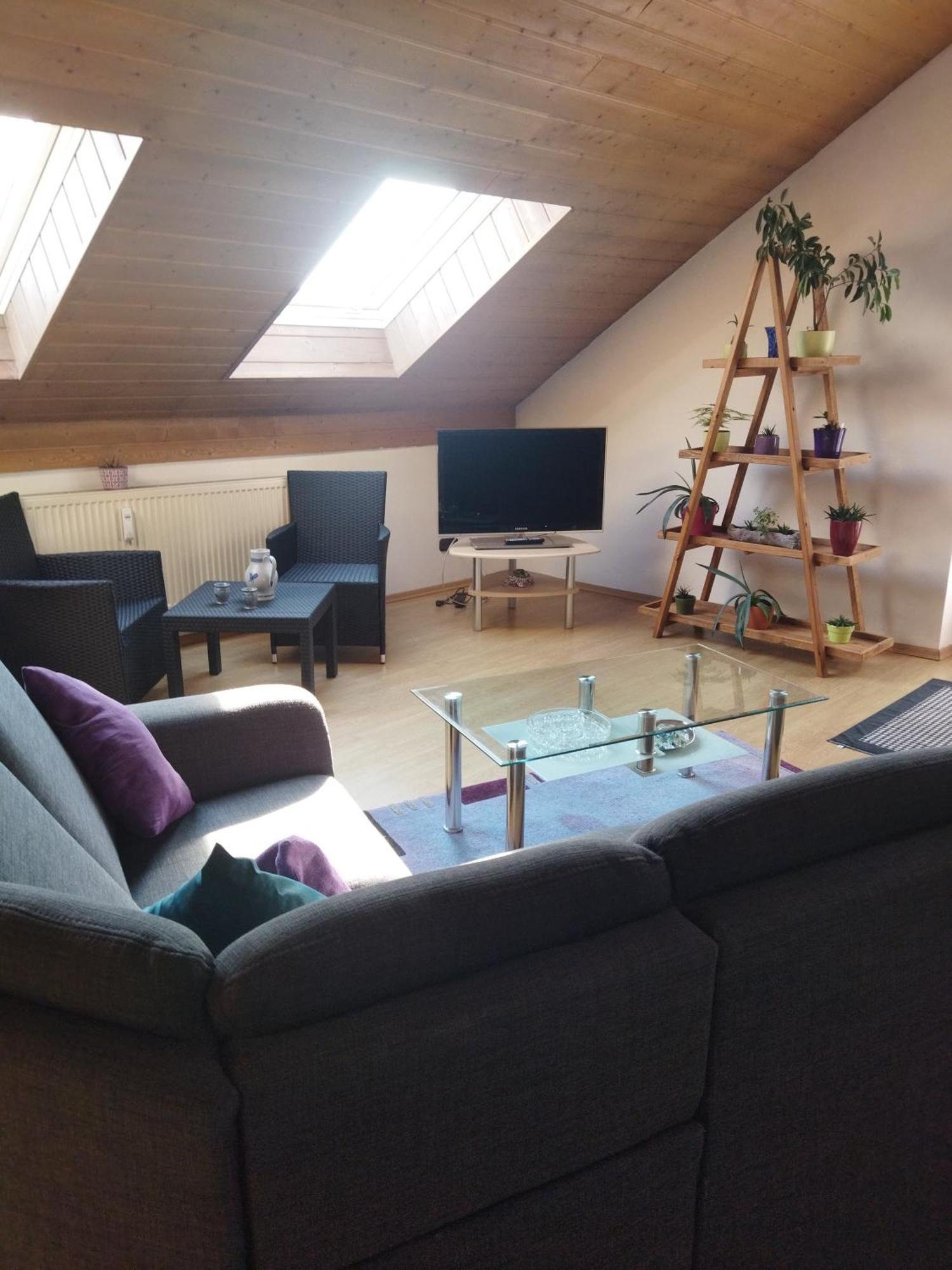 Aussergewöhnliche Atelierfereinwohnung mit Balkon an der Donau Winzer Exterior foto