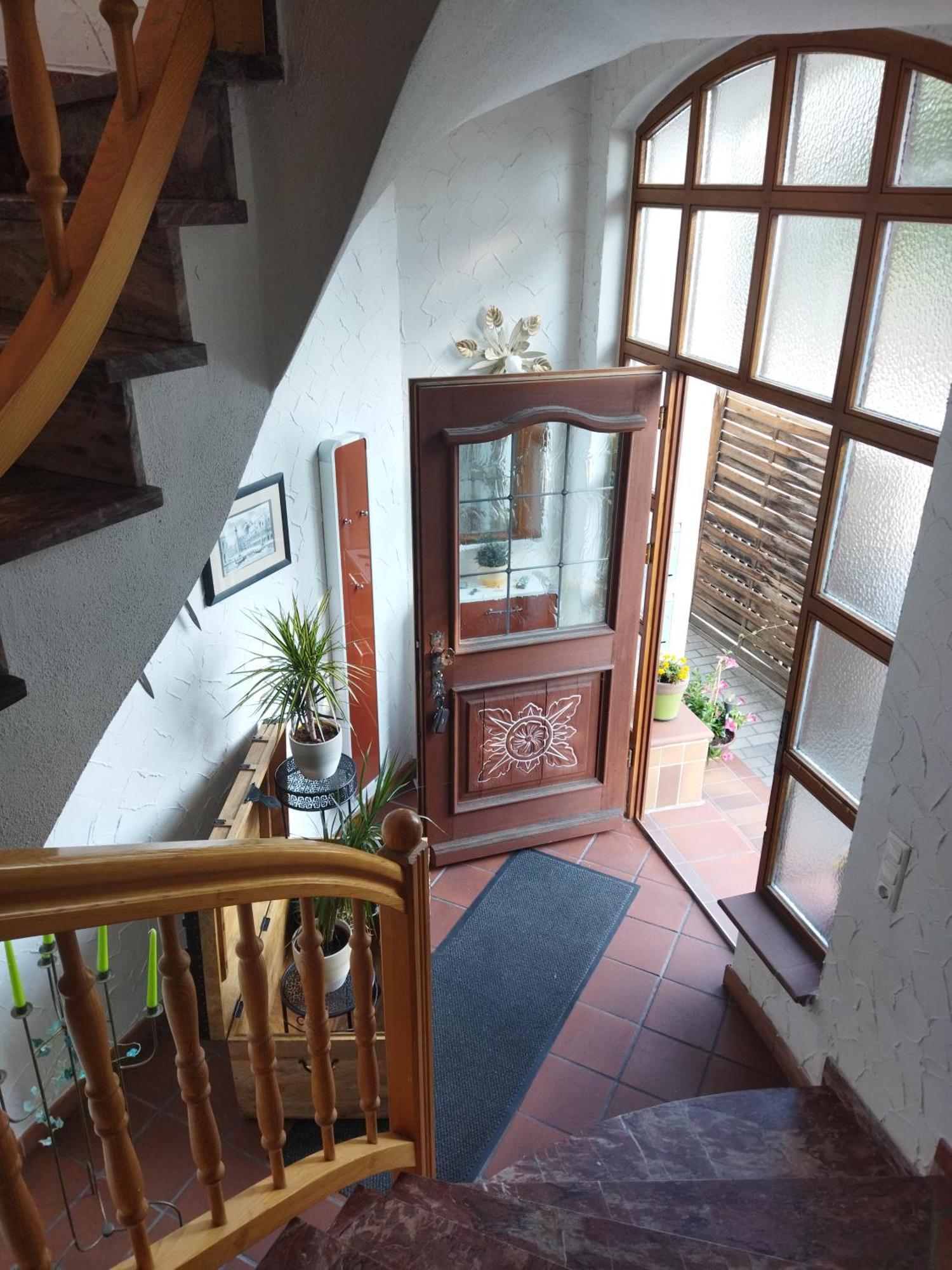 Aussergewöhnliche Atelierfereinwohnung mit Balkon an der Donau Winzer Exterior foto