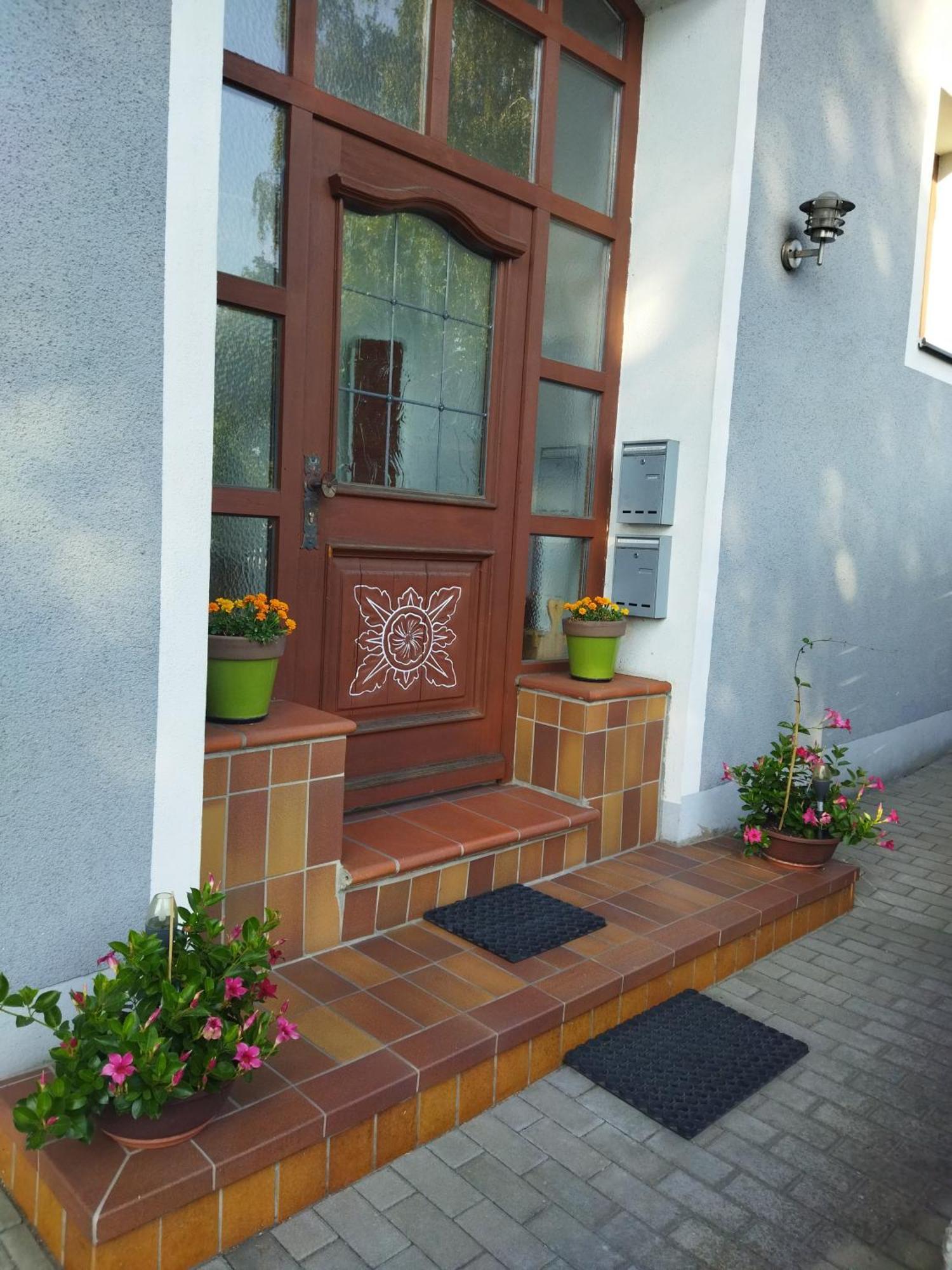 Aussergewöhnliche Atelierfereinwohnung mit Balkon an der Donau Winzer Exterior foto