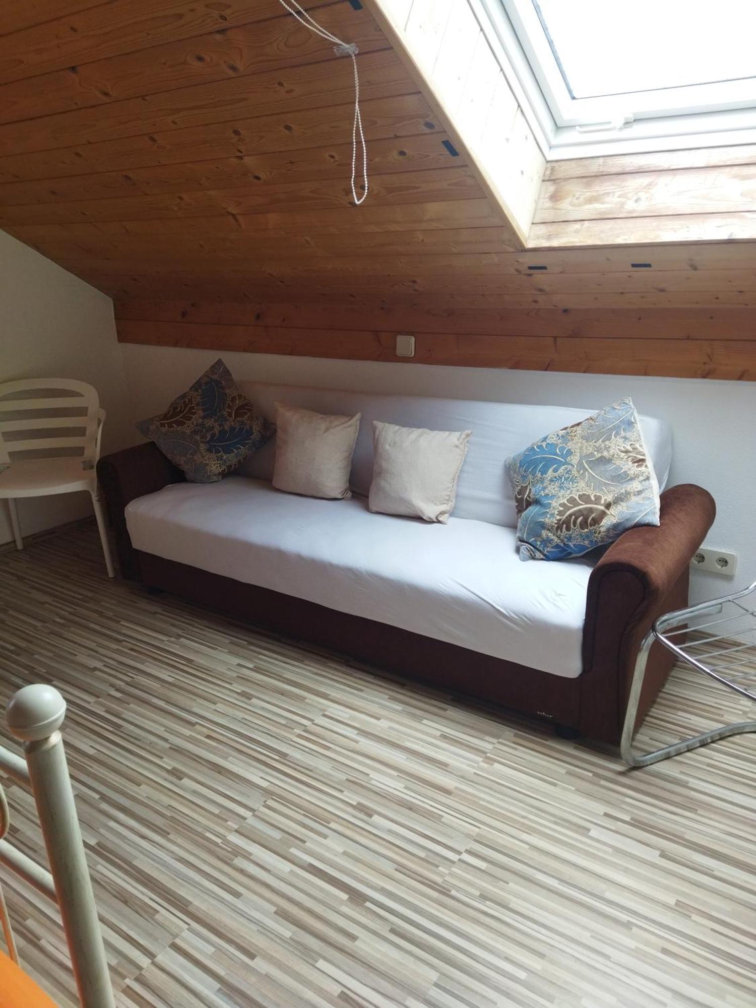 Aussergewöhnliche Atelierfereinwohnung mit Balkon an der Donau Winzer Exterior foto